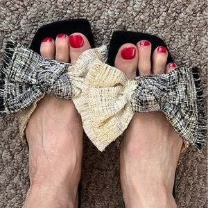 Zara Black Slides with Beige Bow Detail